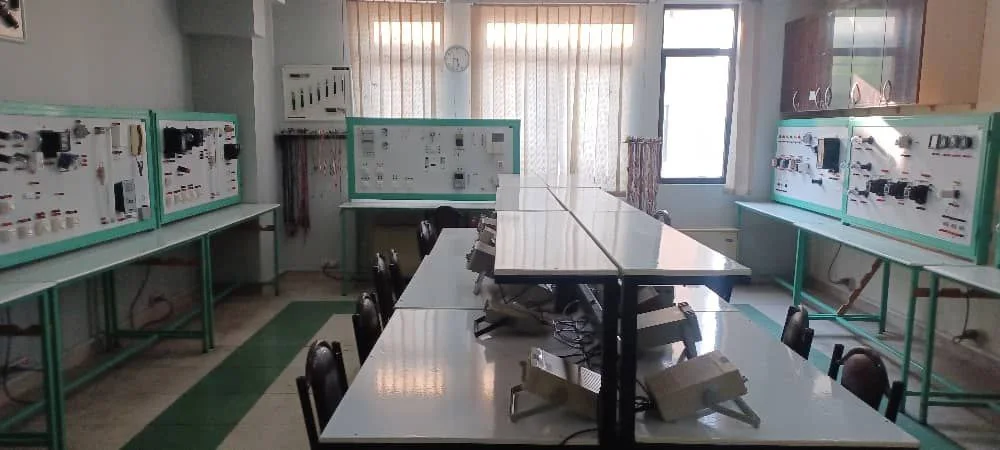 کارگاه برق - 3